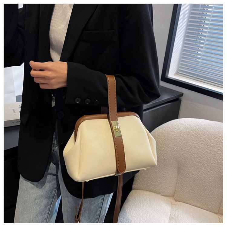 Luxuriöse Designer-Handtaschen, hochwertige, elegante Geldbörse für Damen, neue trendige, modische Nischen-Umhängetasche aus weichem Leder, vielseitig einsetzbar
_voghion.com