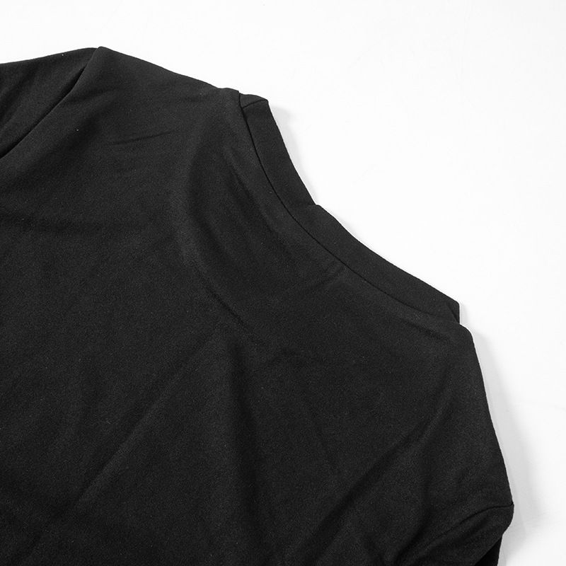 Abito da donna alla moda, a maniche corte, aderente, con scollo rotondo, tinta unita_voghion.com