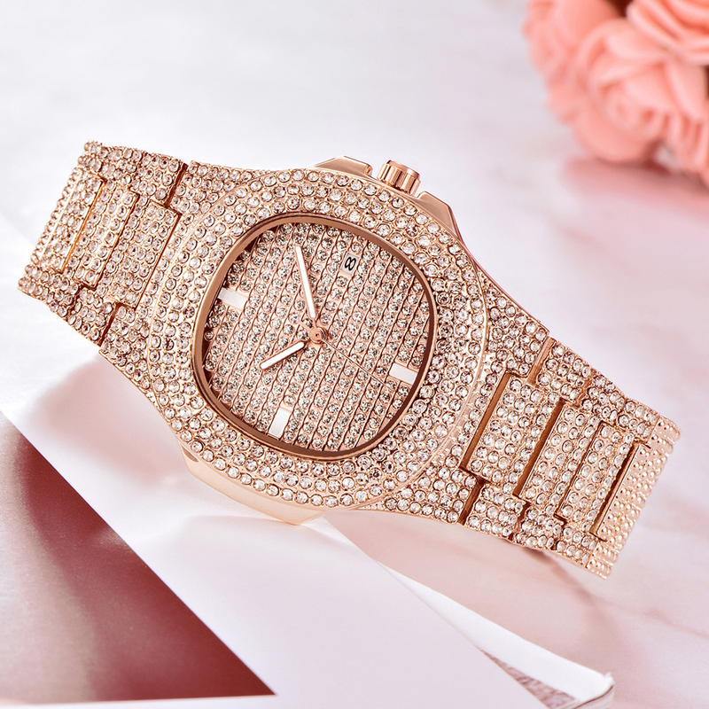 Orologio da uomo di lusso al quarzo con diamanti e data - Quadrante quadrato alla moda con cinturino in acciaio inossidabile, resistente all'acqua, funzione calendario (misure dalla 7 alla 11)_voghion.com