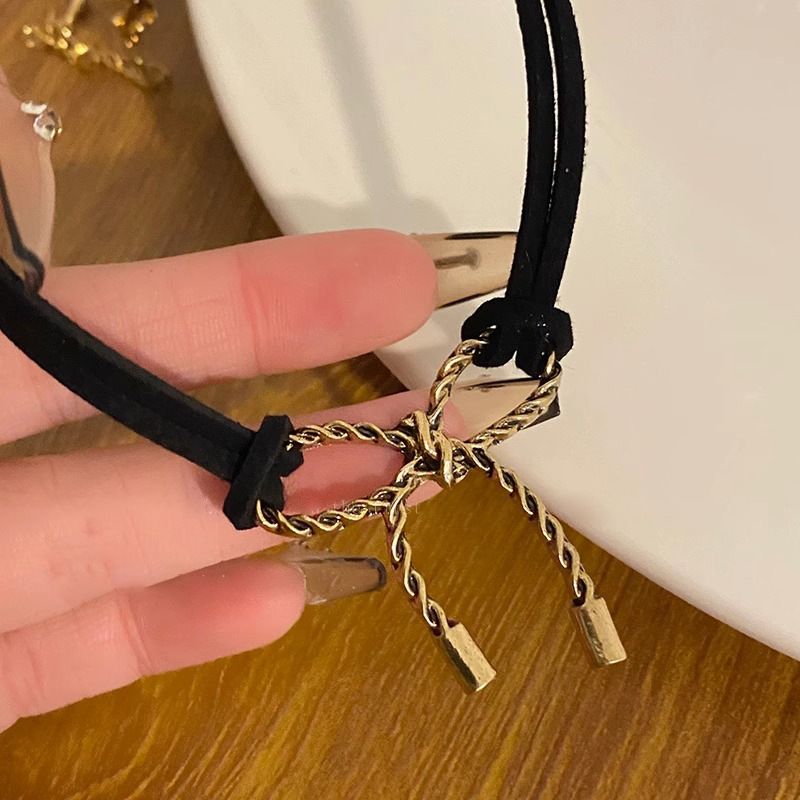 Collana girocollo con fiocco nero, collana femminile estiva leggera di lusso, accessori per il collo di nicchia, dolce, fresco, stile ragazza calda, cinturino per il collo_voghion.com
