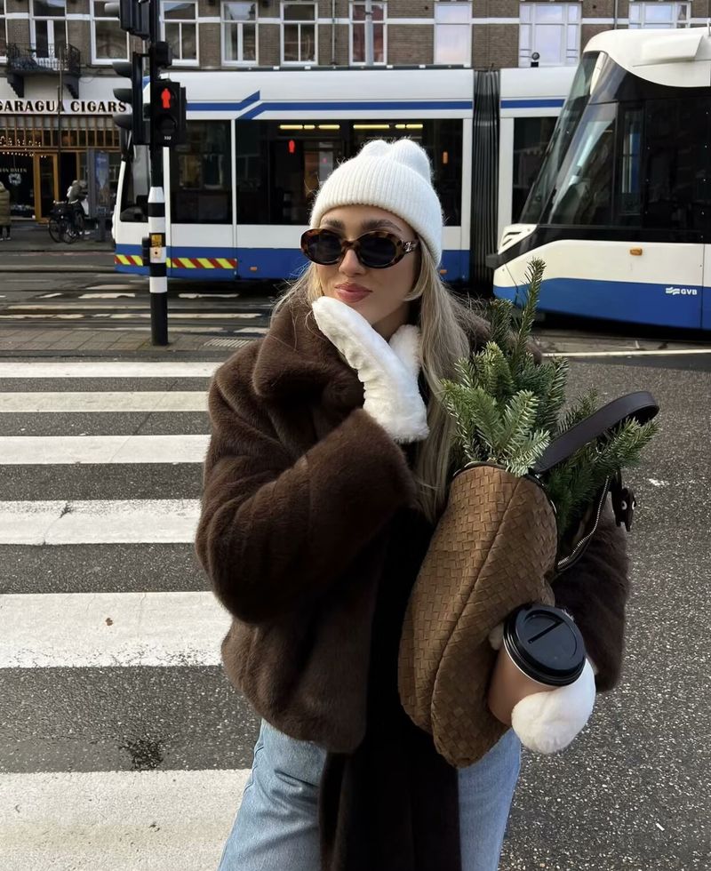 Damenbekleidung Kunstpelzmantel Damenmode Kurzjacke - Weicher Nerzähnlicher Plüsch, Elegantes Revers, Streetwear Chic (XS/S/M/L, Kaffeebraun)_voghion.com