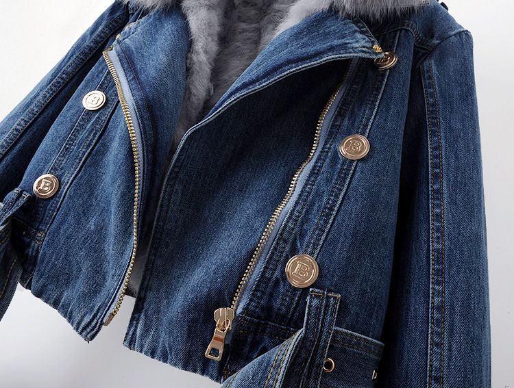 Giacca corta da donna in denim di piccole dimensioni, alla moda, con collo in pelliccia di volpe e fodera in pelliccia di coniglio, stile autunno e inverno_voghion.com