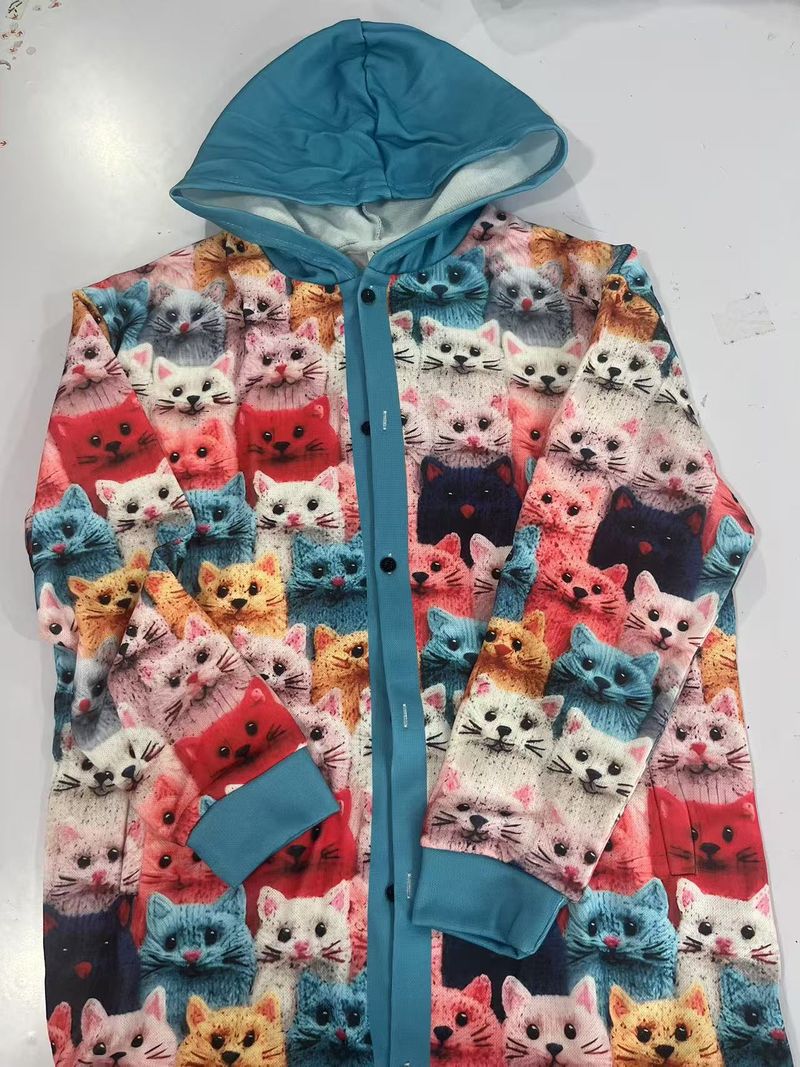 Halloween-Umhang mit 3D-Tierprint und Kapuze – Leichter Kostümumhang aus Polyester (30 Farben, S-5XL, Unisex)_voghion.com