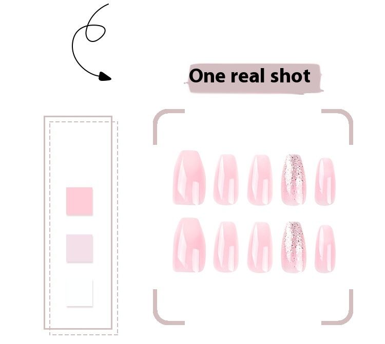 Armure à la mode et minimaliste avec des ongles finis de style Instagram rose scintillant dégradé de rose et de blanc_voghion.com