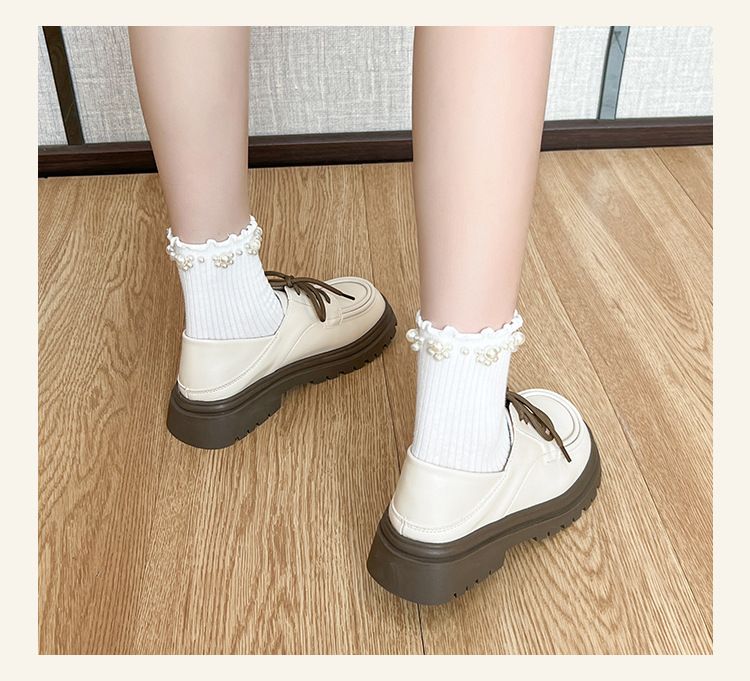 Herbstweiße kleine Lederschuhe für Damen im britischen College-Stil mit Schnürung und dicker Sohle_voghion.com