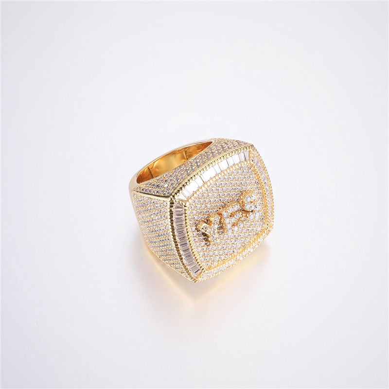 Anillos de oro de diamante Moissanite de estilo caliente personalizados Qianjian para hombres_voghion.com