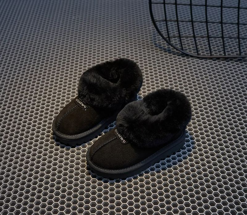 Neve per bambini con fodera in pile, ispessita, nuovo stile 2024, scarpe grandi per ragazze, stivali di cotone per ragazzi, impermeabili e_voghion.com