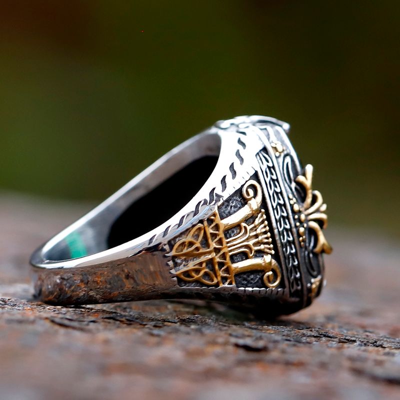 Vendite calde 2024 nuovi uomini in acciaio inossidabile moda corona totem con anello in zircone verde geometrico per gioielli da sposa per feste di anniversario_voghion.com