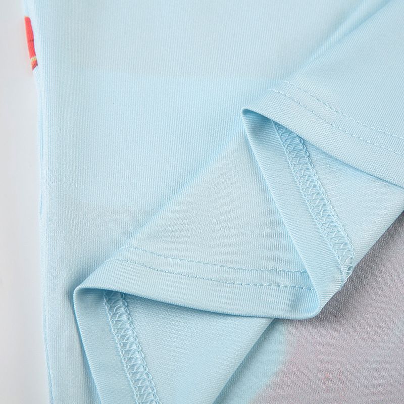 Strandurlaubsstil, großer Blumendruck, kontrastfarbene Basis, schmale Passform, hüftbetont, Hosenträgerkleid, kurz, neu_voghion.com