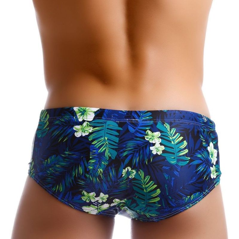UXH Nordic Men's Green Leaf Fashion Sexy Underwire Enhancing Swim Trunks Summer Trendy Beach Boxer Shorts_voghion.com