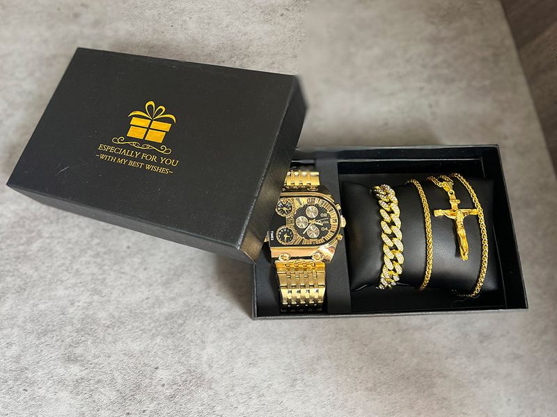 Men's Multi-Time Zone Stainless Steel Quartz Watch With Large Luminous Dial And Elegant Square Case Quartz Watch Great For Gifting_voghion.com