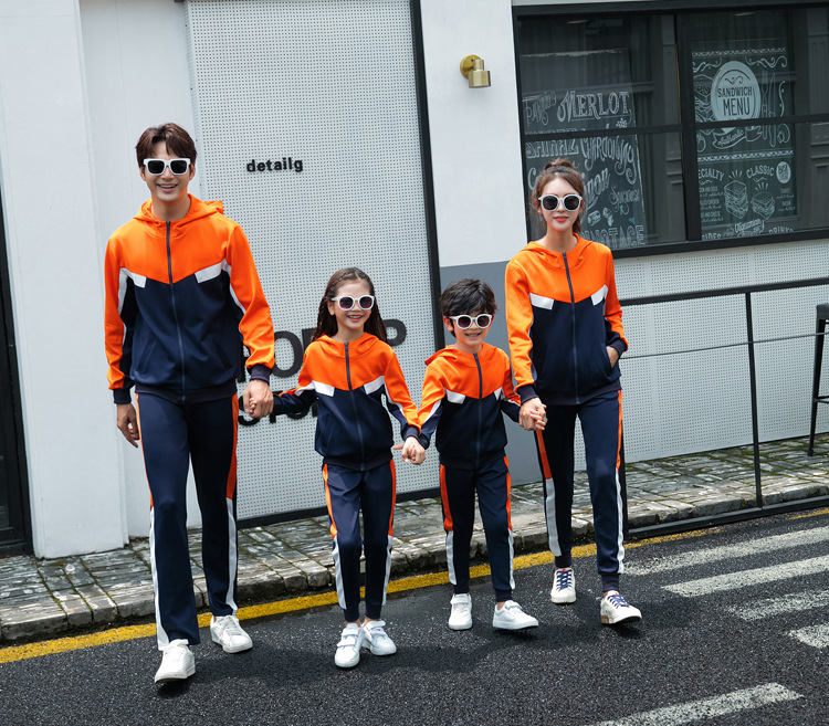 Familienkleidung Patchwork-Sportbekleidung für eine dreiköpfige Familie_voghion.com