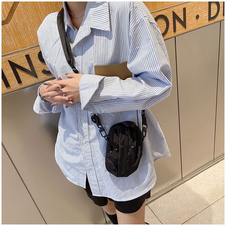 2024'te kadınlar için moda Oxford kumaş cep telefonu, yeni trend minimalist göğüs çapraz askılı çanta, Kore versiyonu omuz_voghion.com