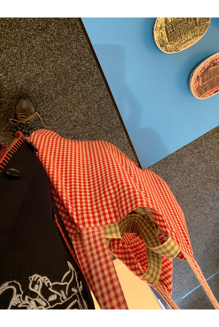 2025 Spring And Summer New Small Red Hat Oversized Plaid Canvas Shoulder Bag Lazy Versatile Daily Fashion Exquisite_voghion.com