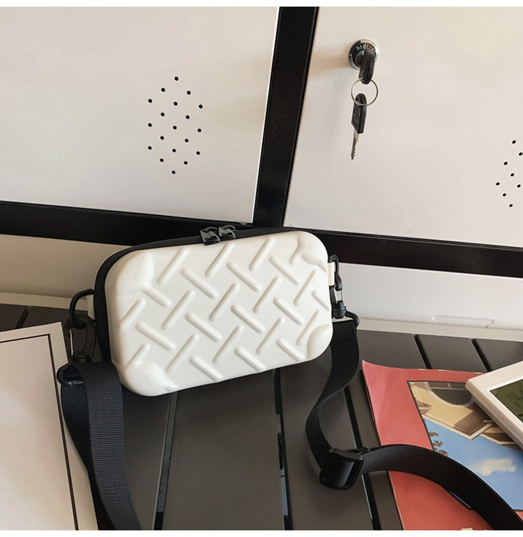 Bolsa transversal personalizada para homens, nova bolsa de ombro pequena com casca rígida em relevo, bolsa transversal texturizada de um ombro, bolsa quadrada pequena versátil para_voghion.com