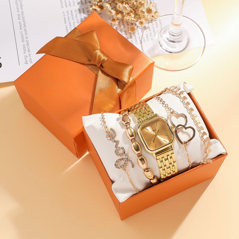 Quartz Steel Band Women's High-End New Watch Love Heart Gold Bracelet Fashionable Design Set_voghion.com