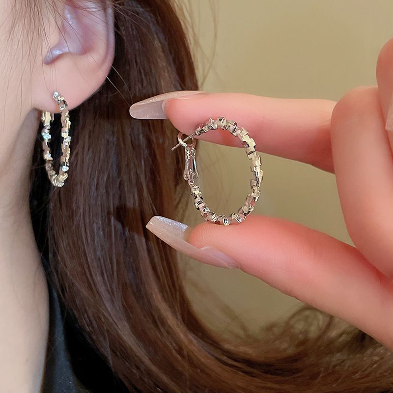Pendientes de círculo geométrico de diseño simple y moderno, pendientes de personalidad versátiles para viajeros_voghion.com