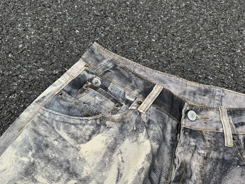 „Postapokalyptische Arbeitskleidung – AC-130 Distressed Jeans (schlammgefärbt und wischfest für Underground-Plattenläden und verlassene Fabriken)“_voghion.com