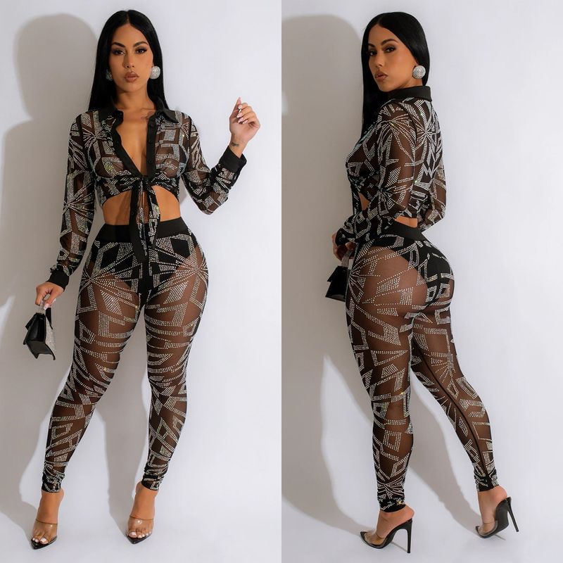 Damenbekleidung, modisches Damen-Zweiteiler-Set aus einfarbigem Mesh mit heißen Diamanten und langen Ärmeln_voghion.com