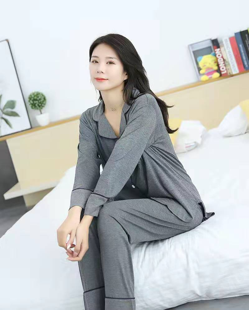 Damenbekleidung Neue Frühjahrs- und Herbstpyjamas für Damen Modal Revershose mit langen Ärmeln zweiteiliges Set lockere und bequeme Paar-Heimkleidung_voghion.com