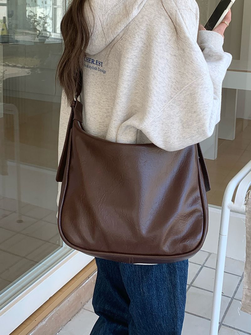 2025 Herbst/Winter Neue vielseitige strukturierte Damentasche_voghion.com