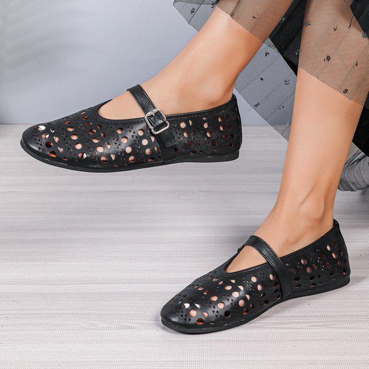 Plus Size Shallow Mouth One-Strap Hollow Round Toe Flat Ballet Women's Leather Shoes_voghion.com