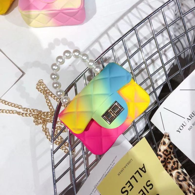 Mini borsa color caramella - Borsa a tracolla trapuntata con tracolla a catena staccabile, piccola borsa a tracolla quadrata per donna_voghion.com