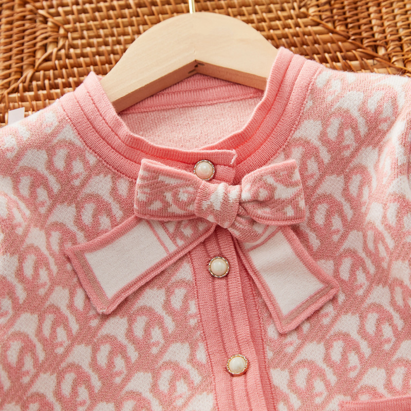 Girls' Sweater 2022 Autumn/Winter Small Fragrant Wind Children's Knitted Cardigan+Half Skirt Two Piece Set_voghion.com
