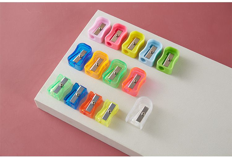 Vibrant Colorful Mini Pencil Sharpener - Portable Manual Pencil Sharpener For Students, Kids, Artists - Fun Transparent Geometric Design_voghion.com