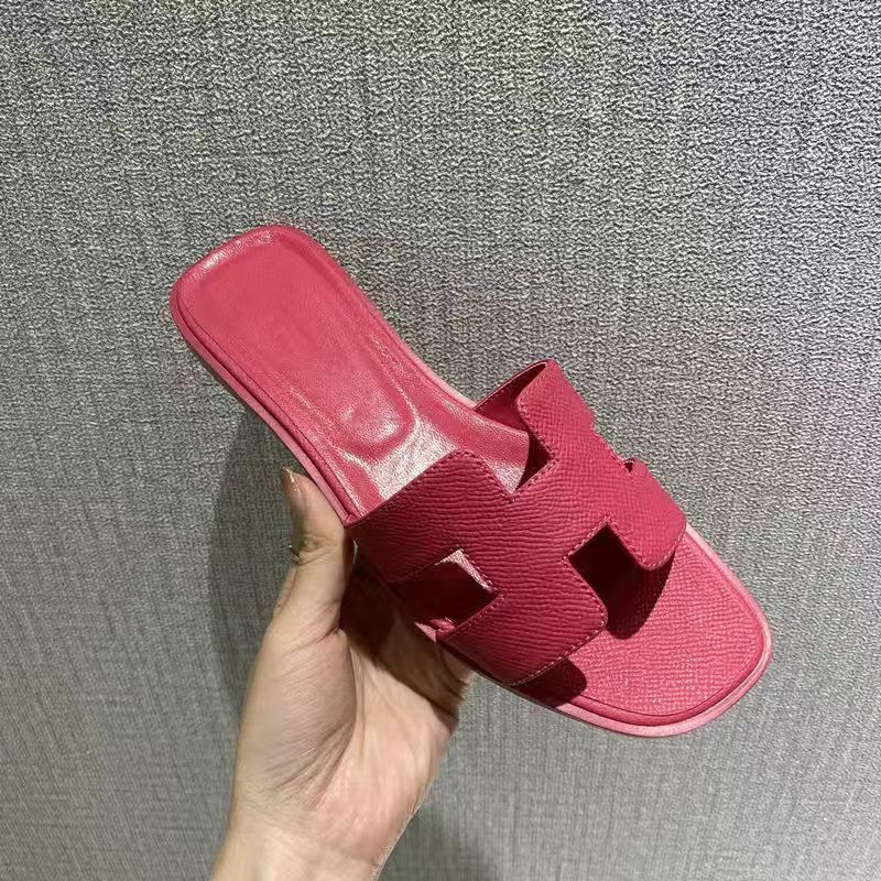 Dames zomeroutfit 2024 lente/zomer nieuwe veelzijdige internet rode echte leren pantoffels voor toerisme strand plat_voghion.com