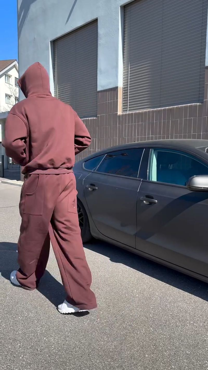 Schwarzes Cleanfit-Sweatshirt mit hohem Kragen für Herren, schwerer Kapuzenpullover mit Reißverschluss, lässige Streetwear-Jacke für Herbst und Winter_voghion.com