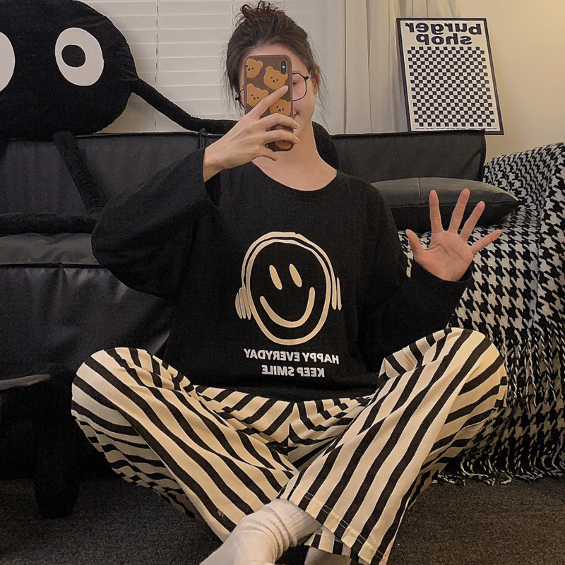 Cartoon-Pyjamas für Damen im Frühling und Herbst, lange Hosen aus reiner Baumwolle mit Ärmeln, im Internet berühmter neuer Stil, locker und süß._voghion.com