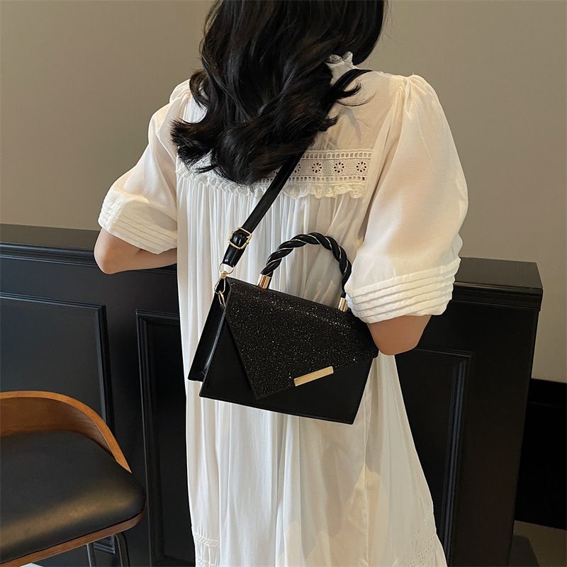 Borsa a tracolla piccola quadrata da donna, design di nicchia, 2025, nuova moda, casual, alla moda e alla moda_voghion.com