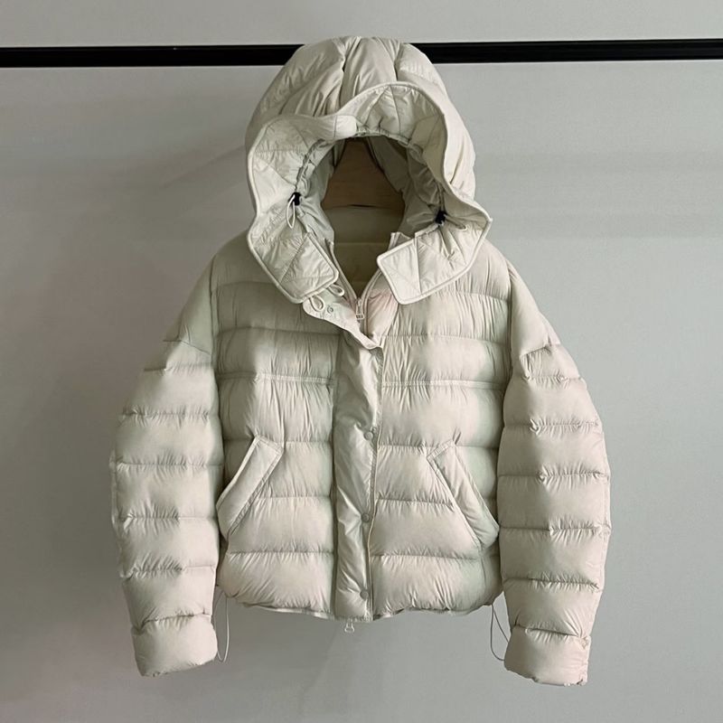 ragazza Ragazza Ragazza 2025 Little Pea 90 White Duck Bud Giacca con cappuccio a coste in piumino da donna corta invernale Nuova versione coreana per figure minute_voghion.com