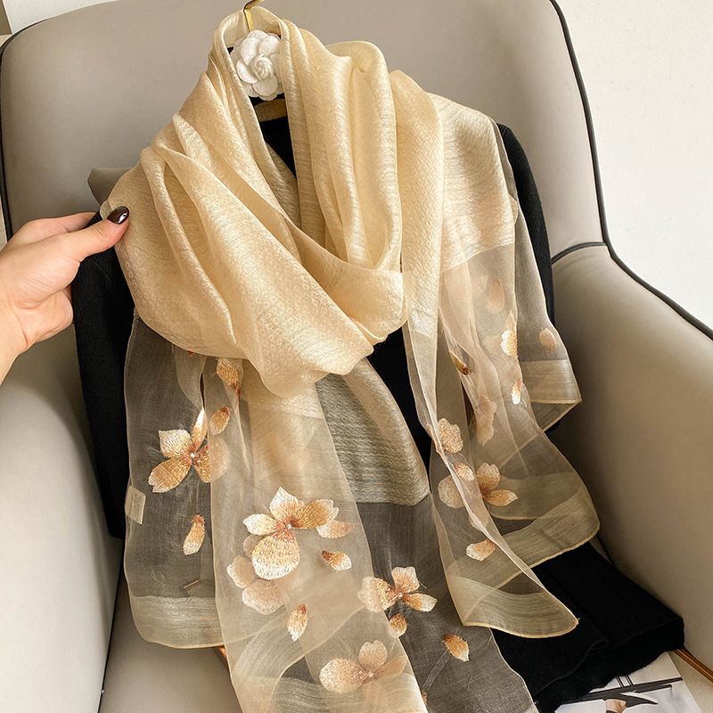 Hangzhou embroidered silk wool scarf women's autumn and winter all-match mulberry silk embroidery silk scarf mother cheongsam shawl_voghion.com