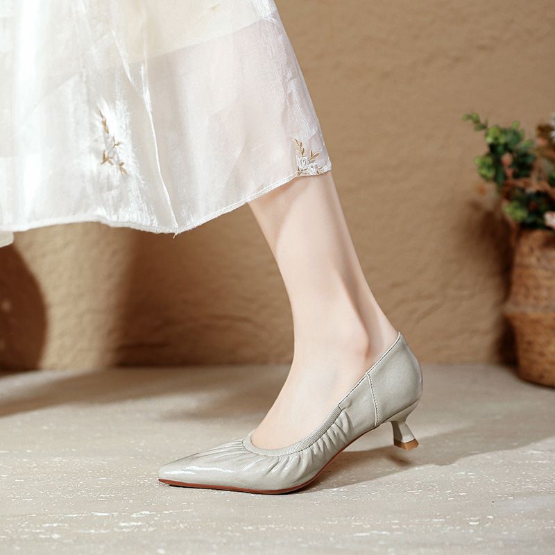 Stiletto Silber Weiches Leder Faltig Pendler Arbeit Spitz High Heels 2025 Neue Frühling Herbst frauen Mid Heel Schuhe_voghion.com