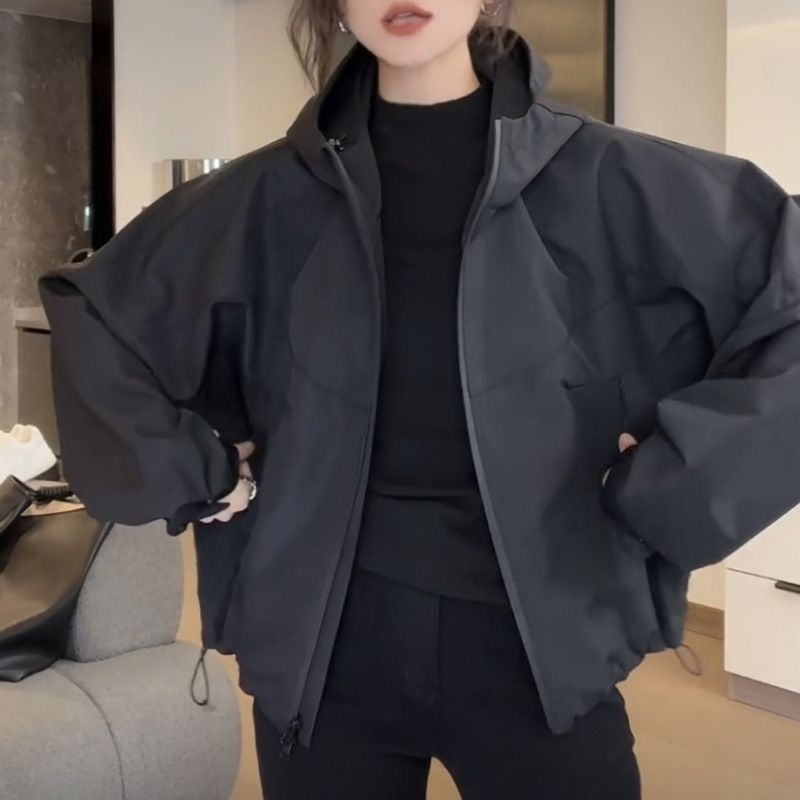 Rozenroze trenchcoat met capuchon, losvallend voor dames in de lente en herfst, met een ontwerp dat de huid bedekt en een_voghion.com