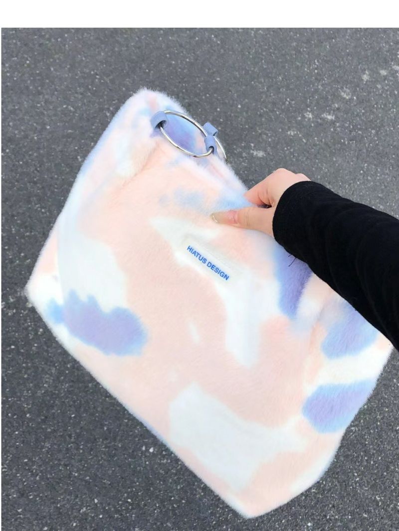 Mao Bao Women's 2024 Winter New Blue Pink Rabbit Plush Handbag Single Shoulder College Student Large Capacity Tote Bag_voghion.com