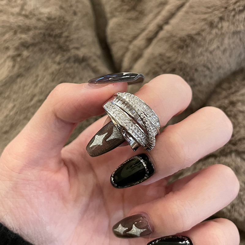 2024 Light Luxury Zircon Retro Cross Hollow Ring with Cold and Individualized Open Index Finger Ring Korean Instagram Style Versatile Handicraft_voghion.com