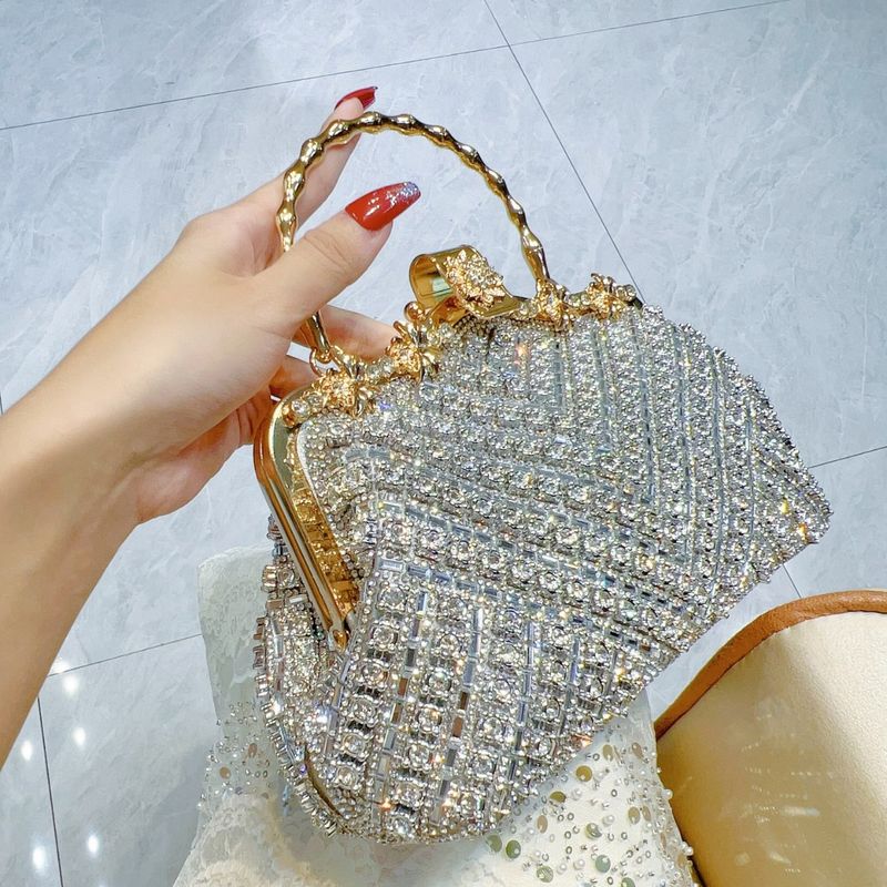 Elegant Dress Rhinestone Handbag Inlaid Chain Cheongsam Handheld Evening Single Shoulder Crossbody Bag_voghion.com