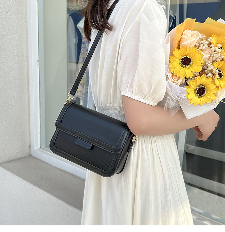 Correa Transmisión en vivo Estilo caliente Spot One Piece Dropshipping 2023 Primavera Pequeño bolso cuadrado Todo fósforo Bolso bandolera de un solo hombro Moda para mujer_voghion.com