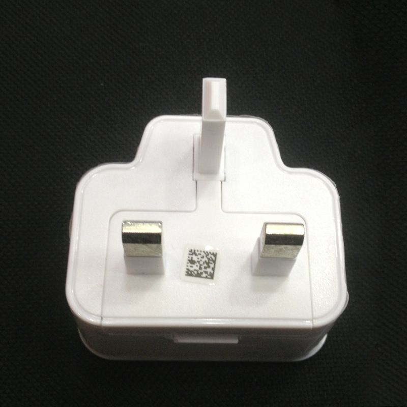 Three Pin 2A Android Smart Phone Charging Head N7100 British Standard Charger_voghion.com