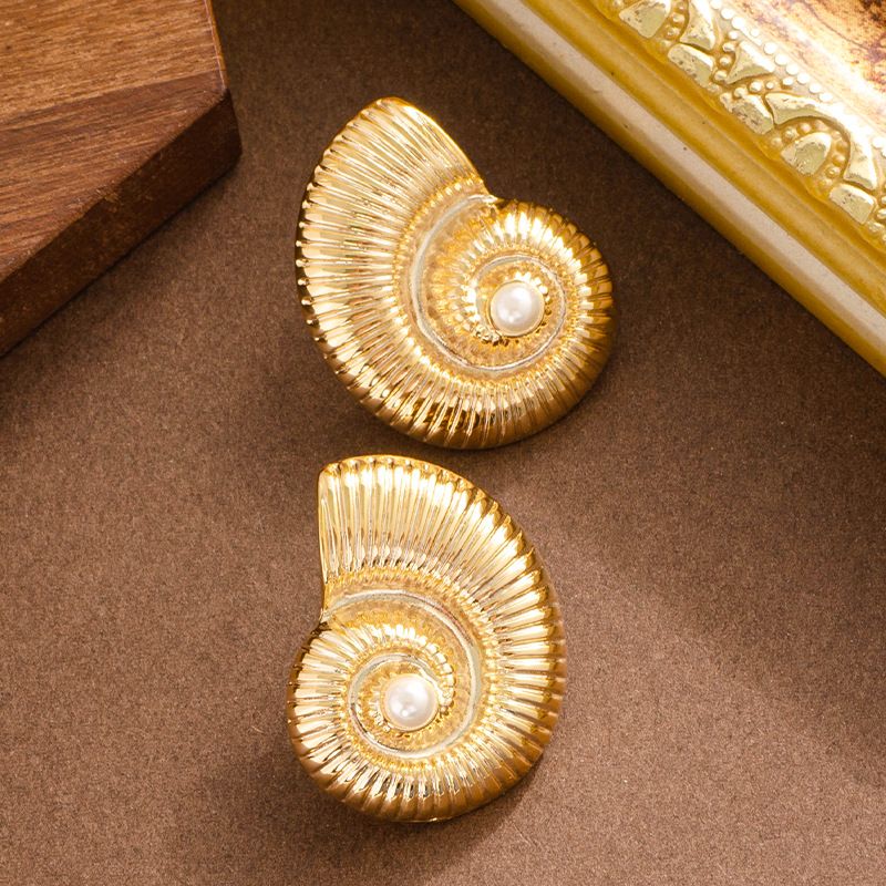 Modische Conch-Perle für Frauen mit einem Sinn für Luxus, leichtem Luxustemperament, echter Goldfarbe_voghion.com