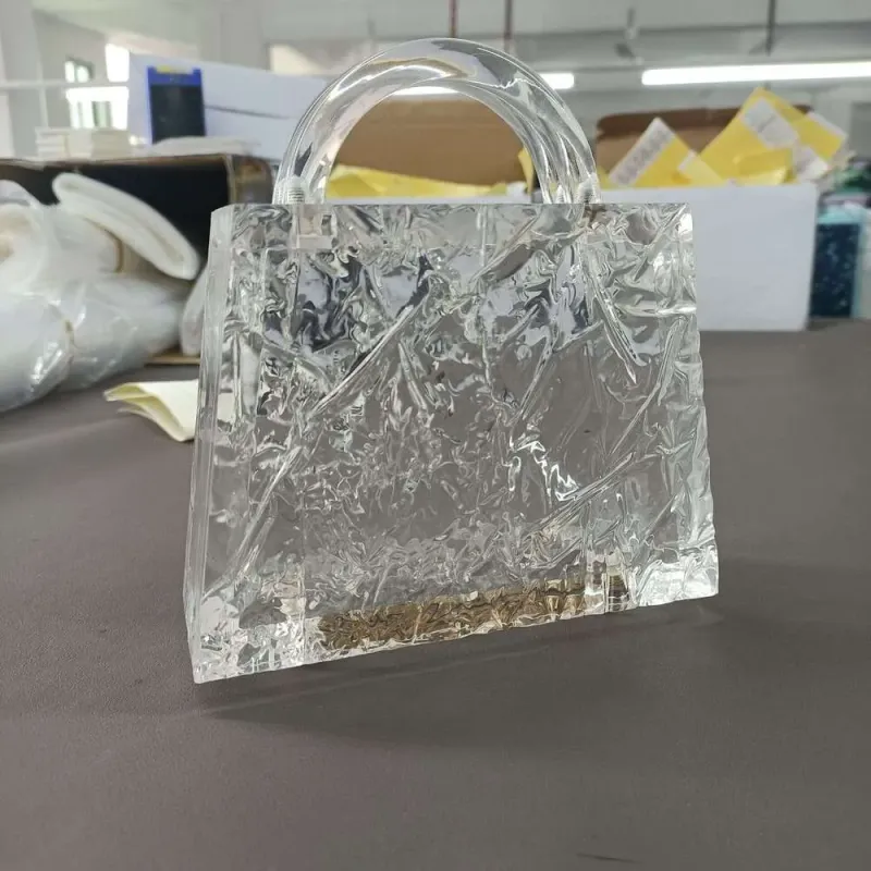 Nuova borsa da donna in acrilico trasparente con motivo Ice Crack da sera_voghion.com