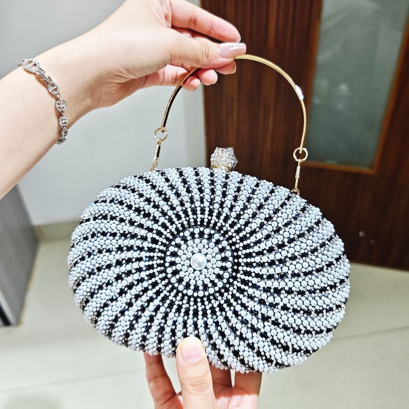 Handmade Pearl Inlaid Diamond Round Metal Handheld Evening Style Dress Bag Gift New Arrival_voghion.com