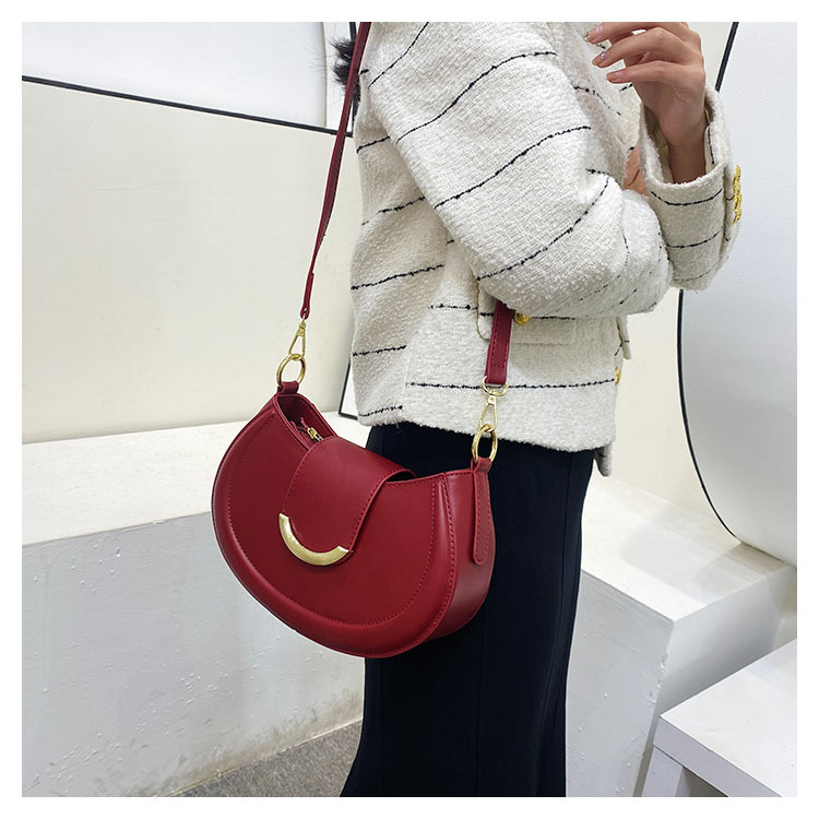 Bag Women's 2023 New High-end Niche Design Popular All-match Handbag Simple underarm single shoulder Messenger bag_voghion.com