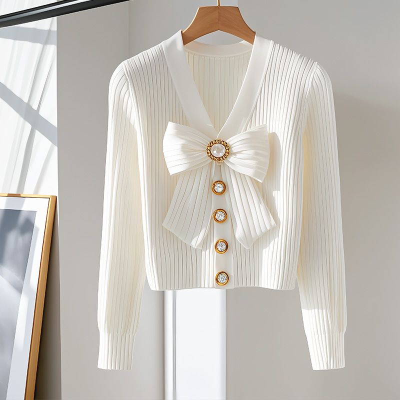 Damenbekleidung Herbst Promi Damenbekleidung Stil weißer langärmeliger Strickpullover modischer High-End-Chic-Schleife dünner Pullover_voghion.com