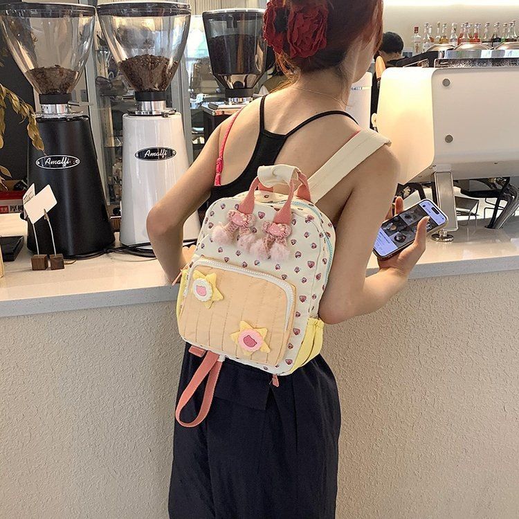 2025 Neie mëllen Dopamin Meedercher léiwe klenge Rucksack, Kanner Äerdbier Cartoon Stär Clash Faarf Mini Rucksack_voghion.com