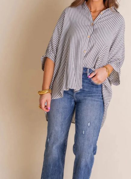 Verve 2025 Women's Spring/Summer New Striped Single-Breasted Mid-Sleeve Shirt_voghion.com