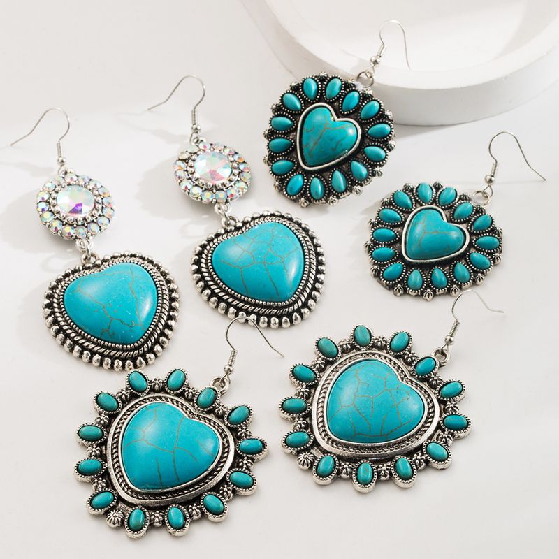 New Turquoise In Large Small Sizes, Featuring A Heart Shaped With Ancient Charm And Ethnic Style Earrings_voghion.com